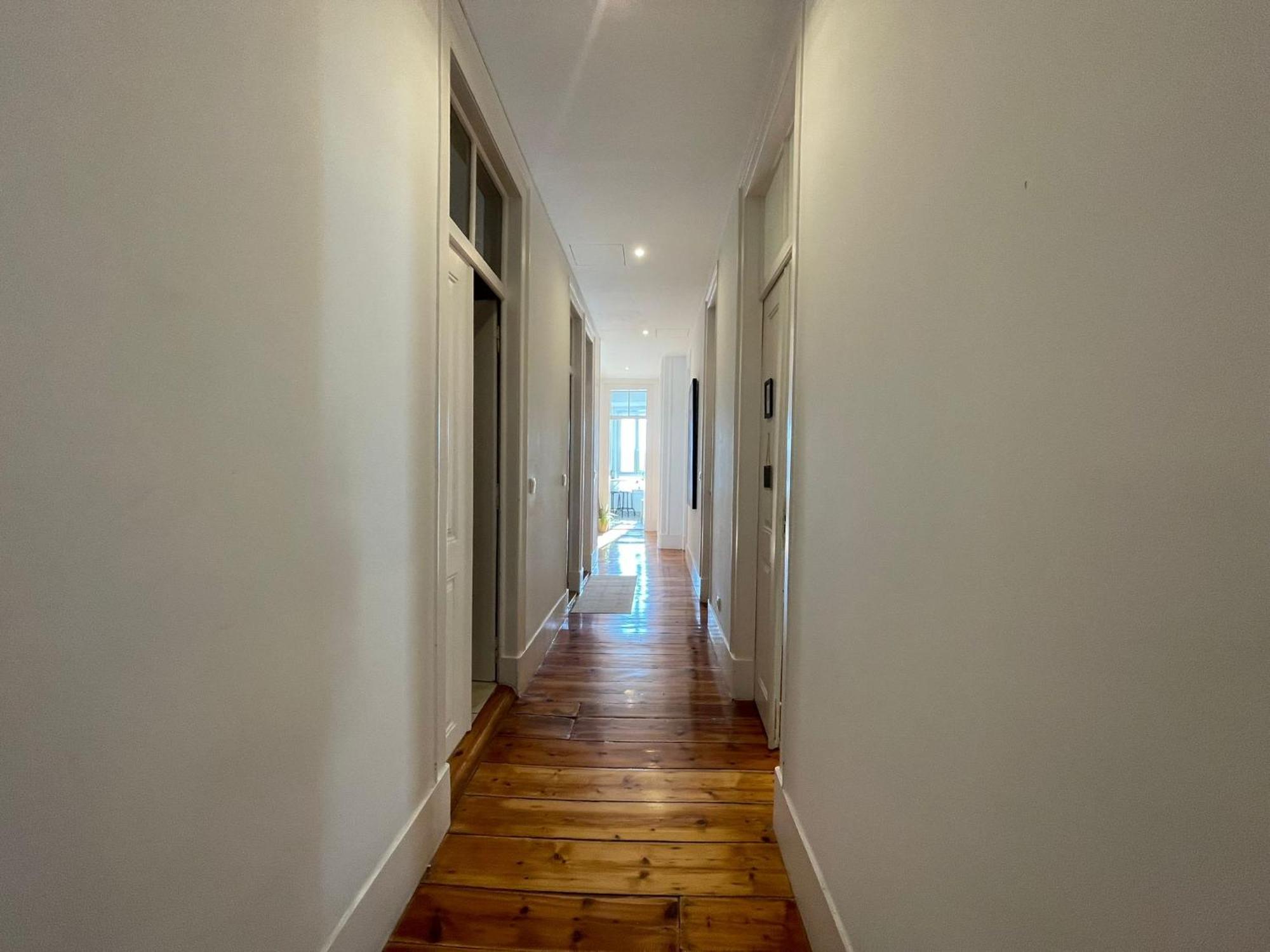 Embassy Arriaga Private Elegance Rooms In Stylish Shared Apartment Лиссабон Экстерьер фото